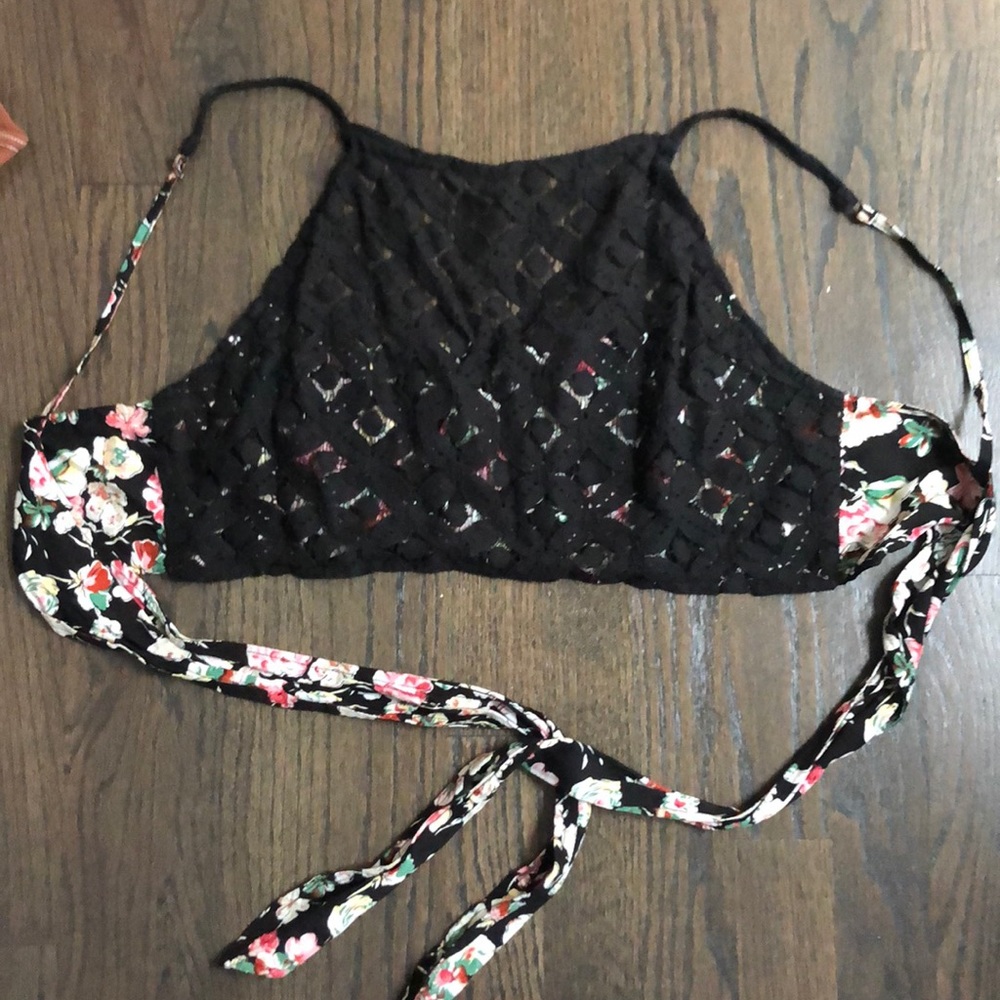 Free people tie back crop top lace size S